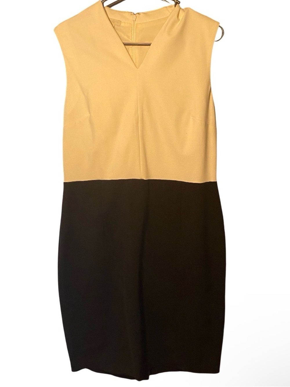 Talbots Sleeveless Two-Tone V-Neck Sheath Dress in Ivory White and Black